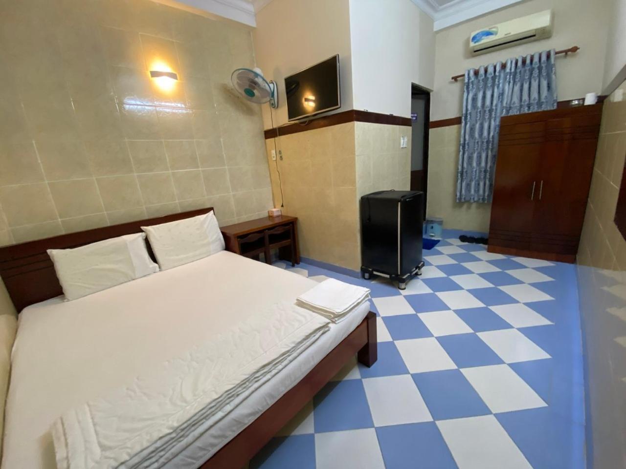 Thai Dat Hotel Ho Chi Minh City Exterior photo